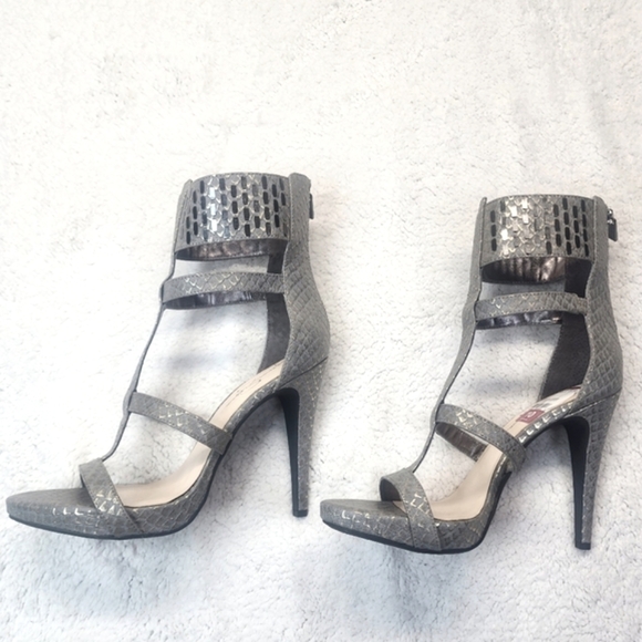 Jessica Simpson Shoes - Jessica Simpson Celsus Ankle Cuff Strappy Dress Sandals, Gunmetal Size 10M